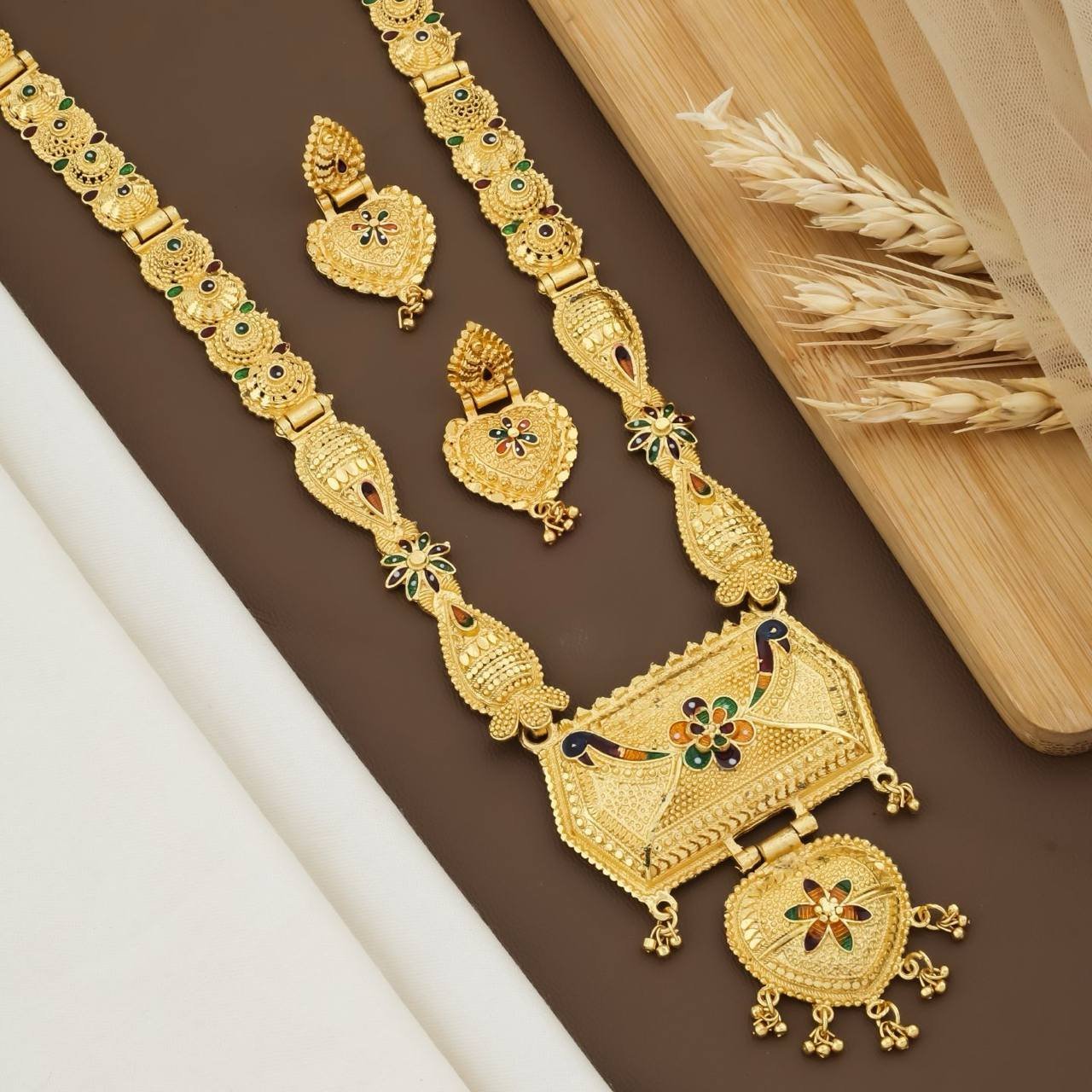 Shraddha Necklace