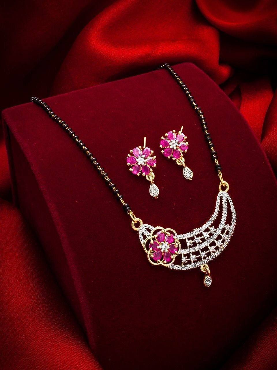 Nora Mangalsutra