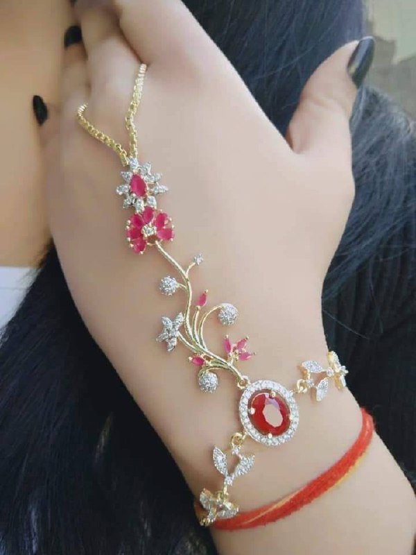 Niharika Bangle