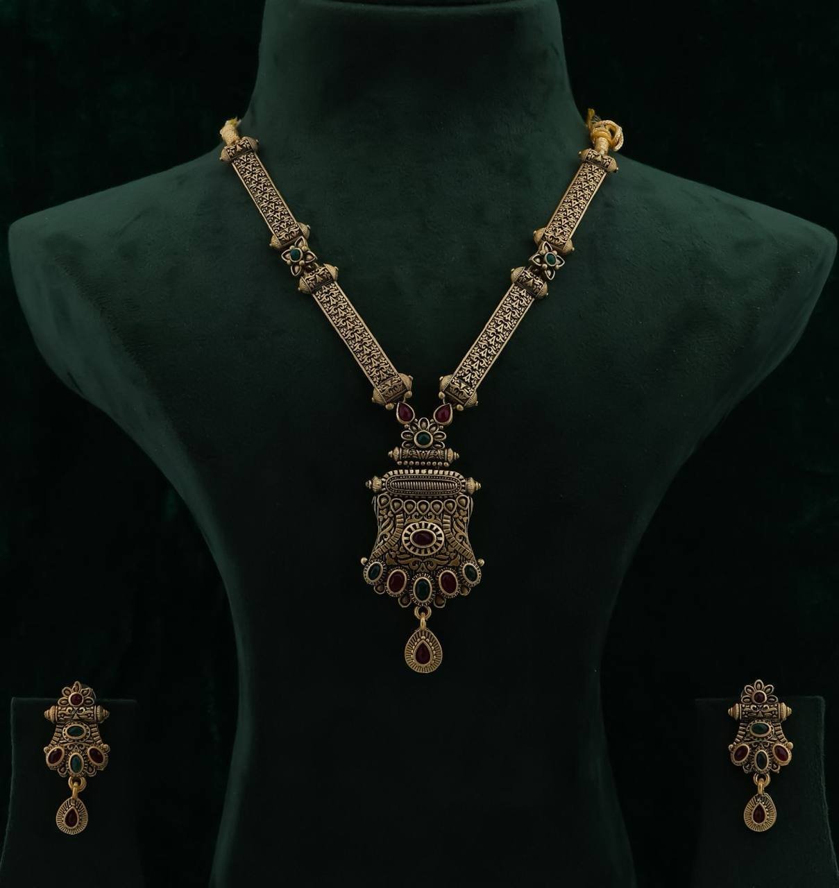 Priyanka Necklace