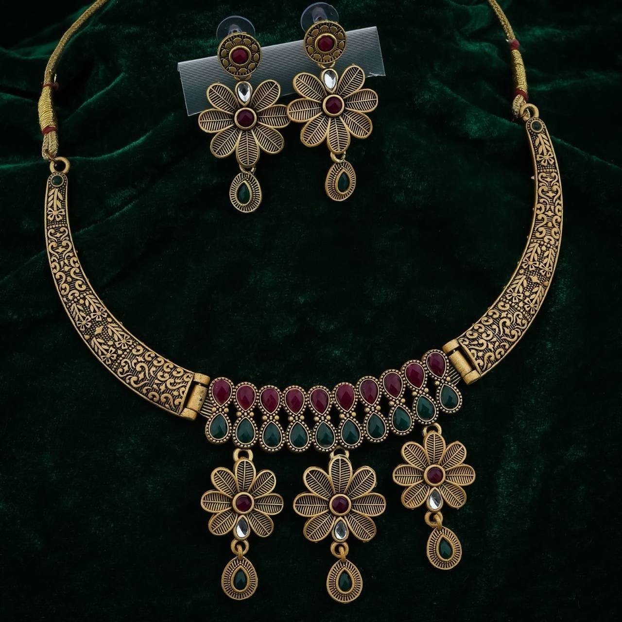 Priyanka Necklace