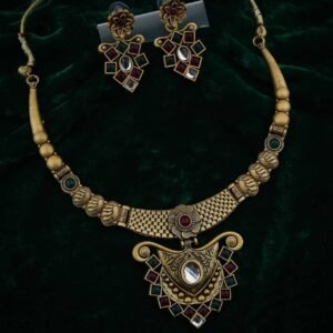 Anushka Necklace