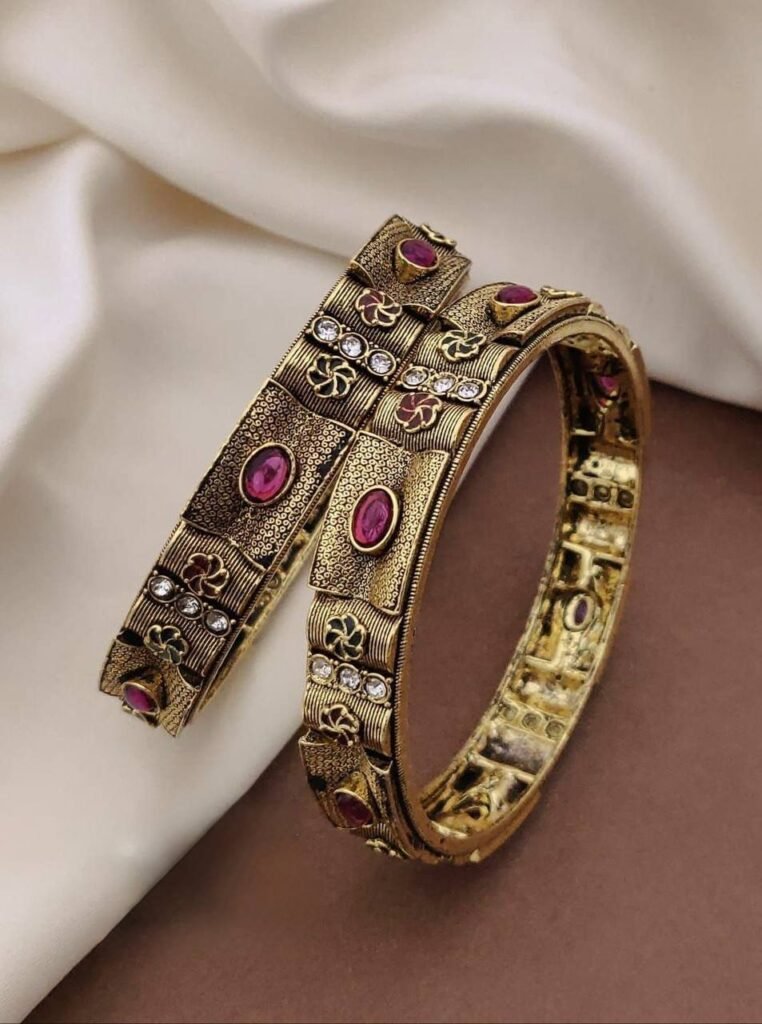 Antique Gold Studded Traditional Bangle Pair